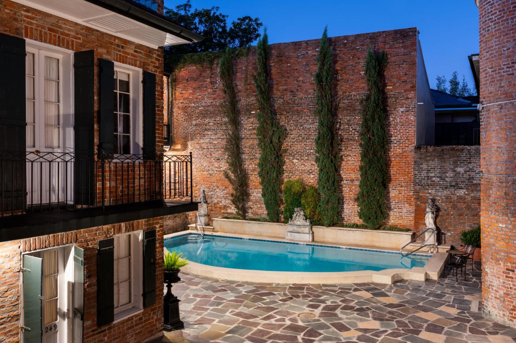 Chateau Hotel New Orleans Dış mekan fotoğraf